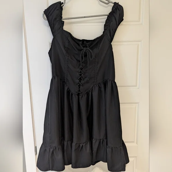 Dress - Picture 3 of 6